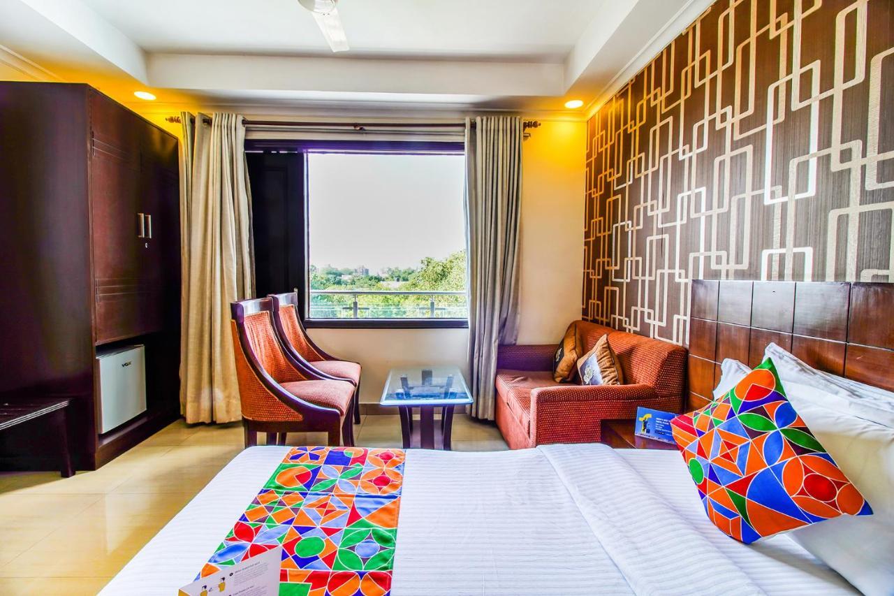 Fabhotel Signature Plaza New Delhi Exterior foto